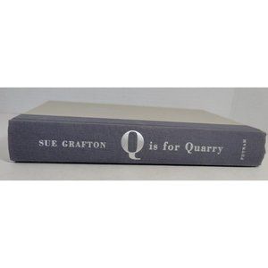 A Kinsey Millhone Novel Ser.: Q Is for Quarry by Sue Grafton (2002, Hardcover)